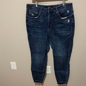 Judy Blue Dark Wash Straight Leg Jeans